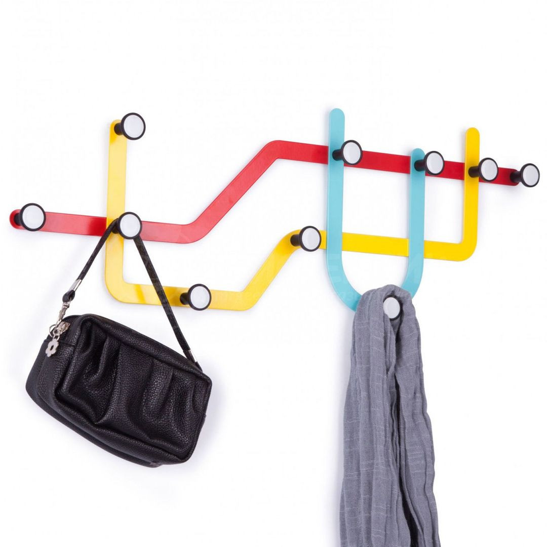 Крючки и вешалки